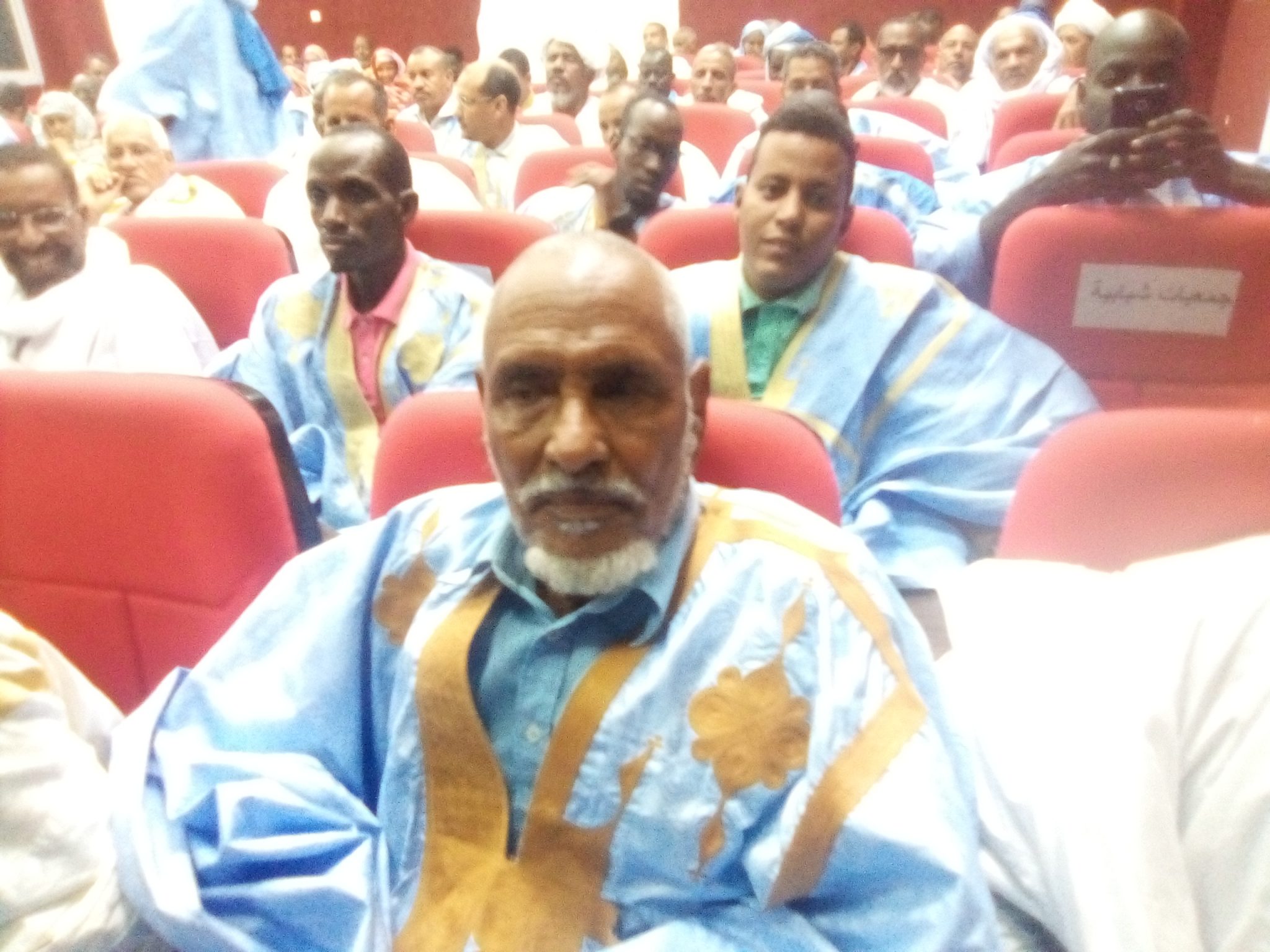 صورة كيفه : وجيه يشيد بأحد نواب المقاطعة أمام وزير الصحة