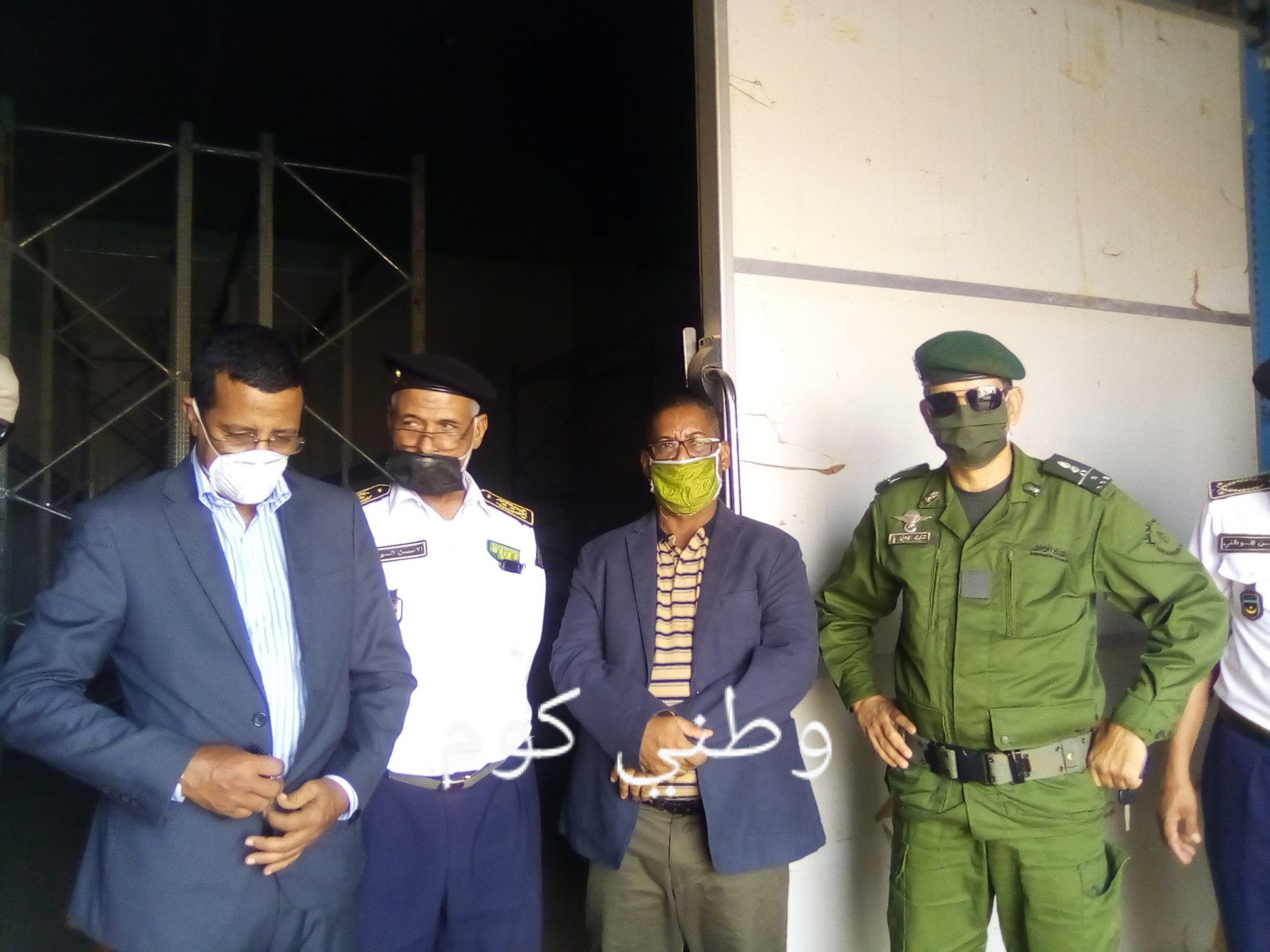 صورة كيفه : والي لعصابه يدشن الدورة الثانية من توزيع الأسماك ، و يتفاجأ من مخازن الأسماك