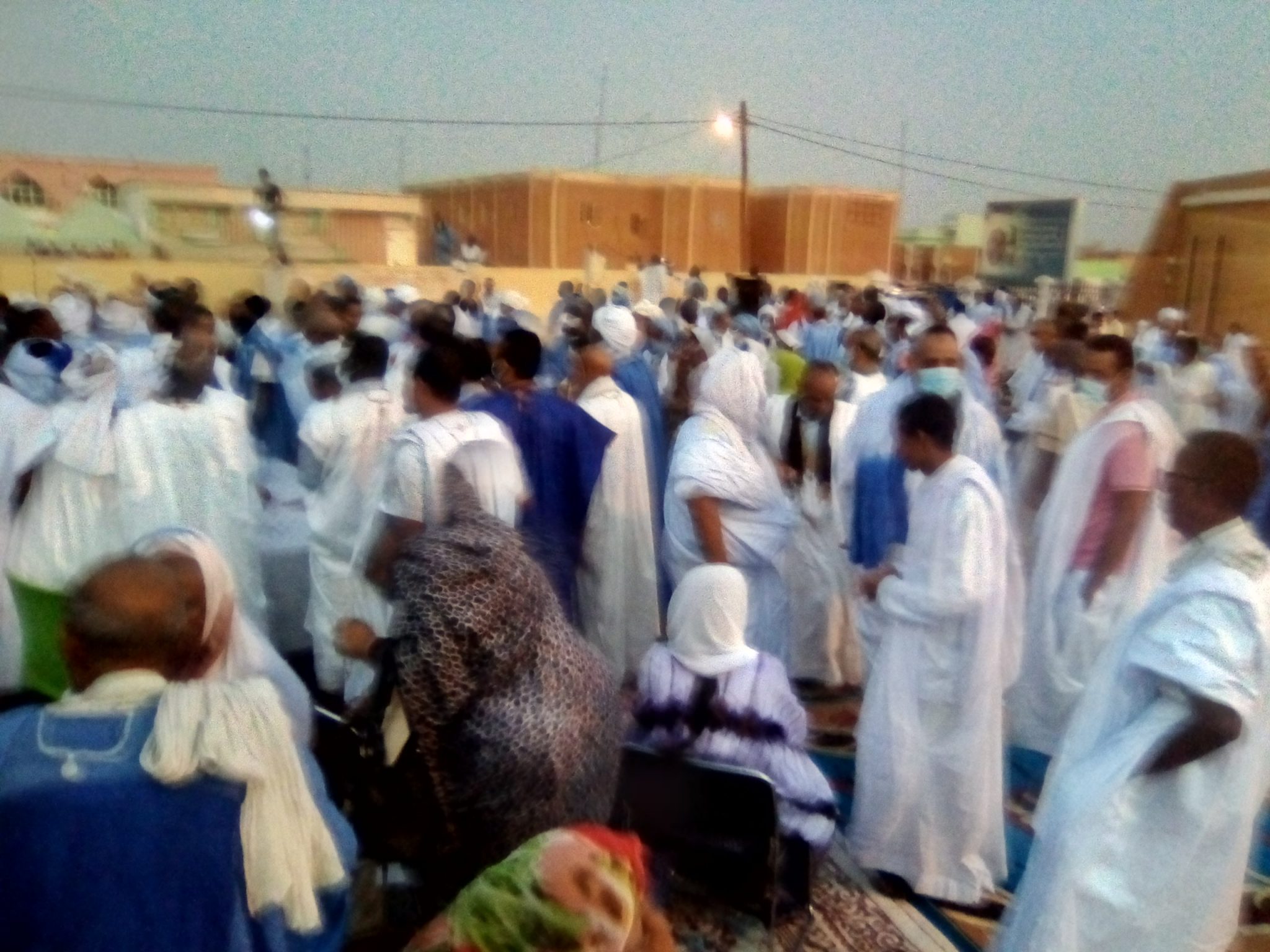 صورة كيفه : شجار و تبادل اللكمات تفسد مهرجان الحزب الحاكم في كيفه