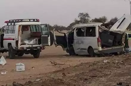صورة كيفه : وفيات و إصابات بالغة بسبب انقلاب باص لنقل الركاب قرب مدينة آلاك